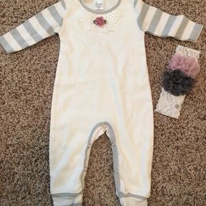 Long sleeve romper with headband